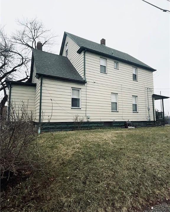 2nd image of 3521 Mobile Ct