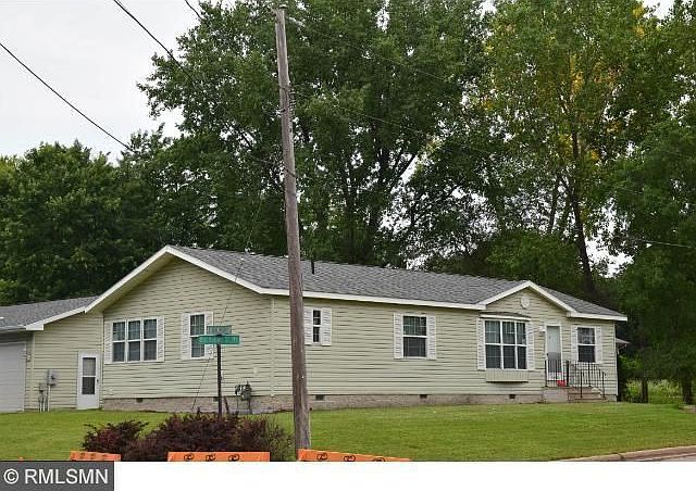 Corner lot
