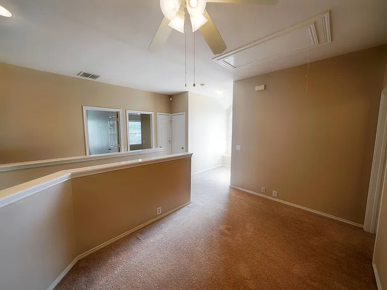 4736 Green Bluff Dr — Photo 30