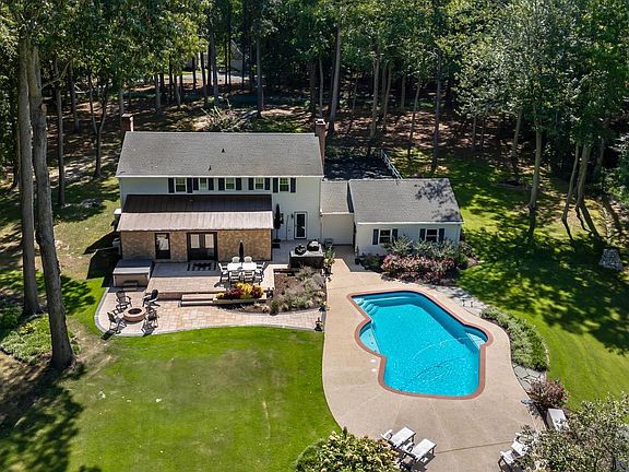 3rd image of 28372 Canvasback Ln