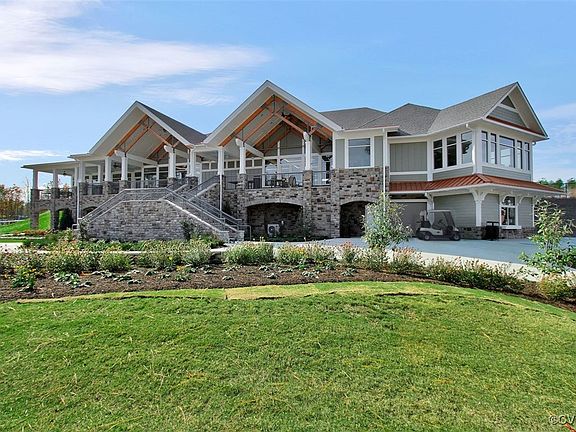 3rd image of 6972 Carden Park Dr