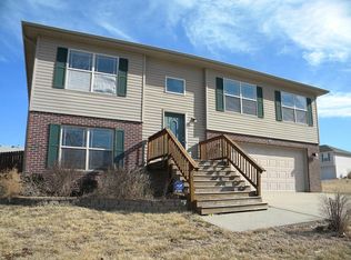 411 E Sackets Rd, Columbia, MO 65202