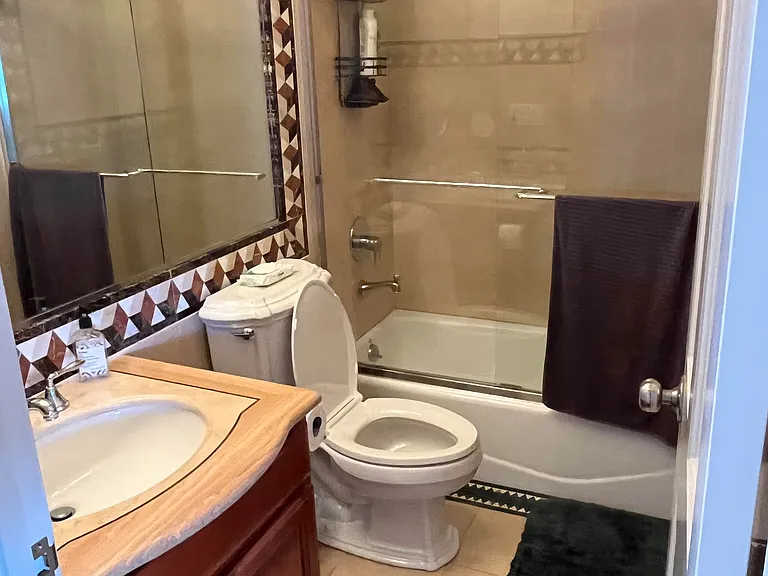 1502 Taylor St #2 — Photo 11