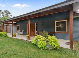 8690 S Pleasant Valley Rd, Decatur, AR 72722