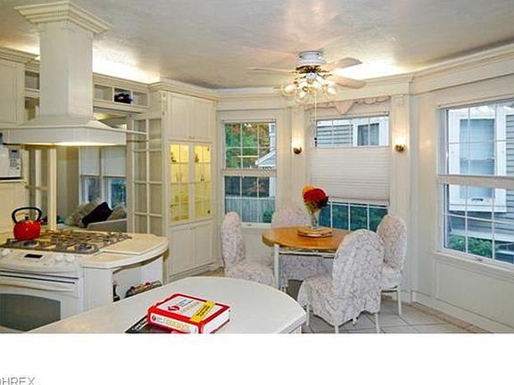 4th image of 1443 Elmwood
