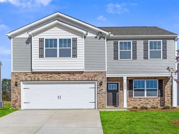 1625 Yarrow Ln, Lyman, SC 29365