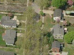 2216 Rosewood Ave SE, Grand Rapids, MI