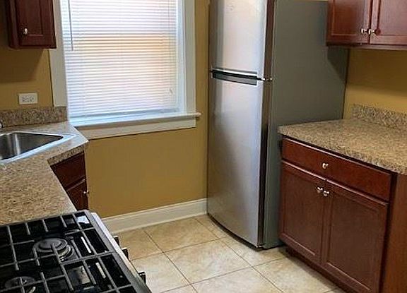 4th image of 6529 S Eberhart Ave