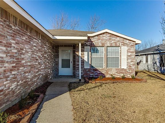 3rd image of 1009 Mill Branch Dr