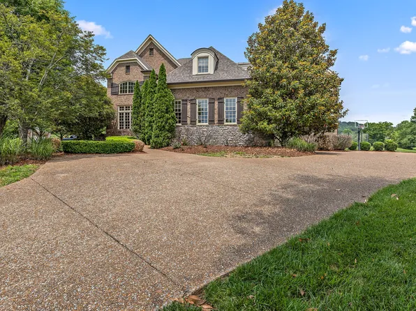 412 Legends Park Cir, Franklin, TN 37069