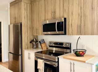 525 New Dundee Rd #326, Kitchener, ON N2P 2N8