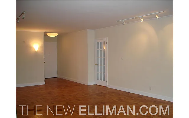 Rented by Douglas Elliman | media 15