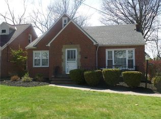 1566 Felton Rd, South Euclid, OH 44121