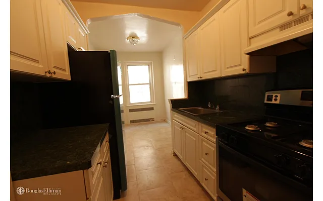 Rented by Douglas Elliman | media 12