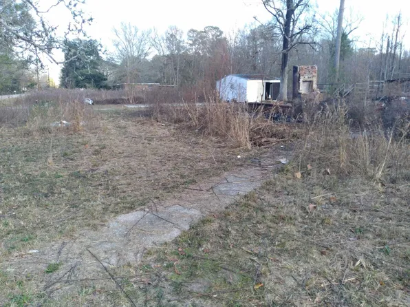 3610 Indian Springs Rd, Laurel, MS 39440