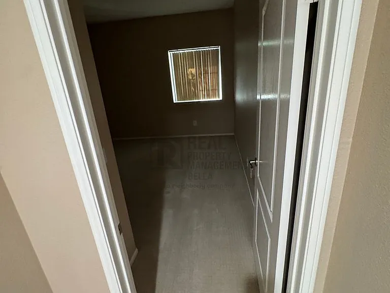 756 Conlon Dr — Photo 22