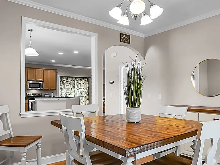 1519 Thoroughbred Blvd — Photo 10
