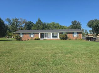 2317 Sentell Dr, Maryville, TN 37803
