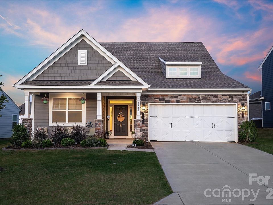 1st image of 1452 Ardmore Dr