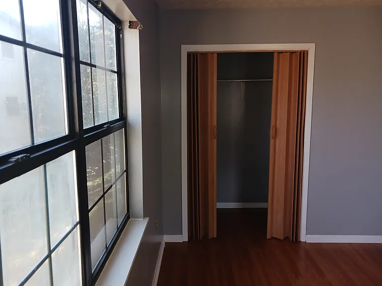 106 Jersey Dr — Photo 7