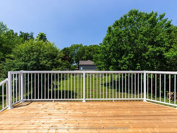 2nd image of 902 Huron Ter