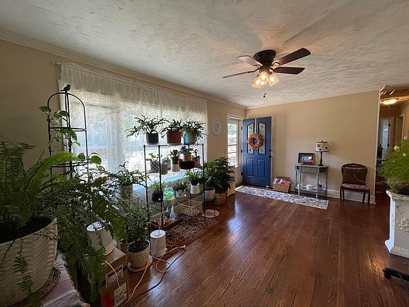 5th image of 1807 Millwood Rd