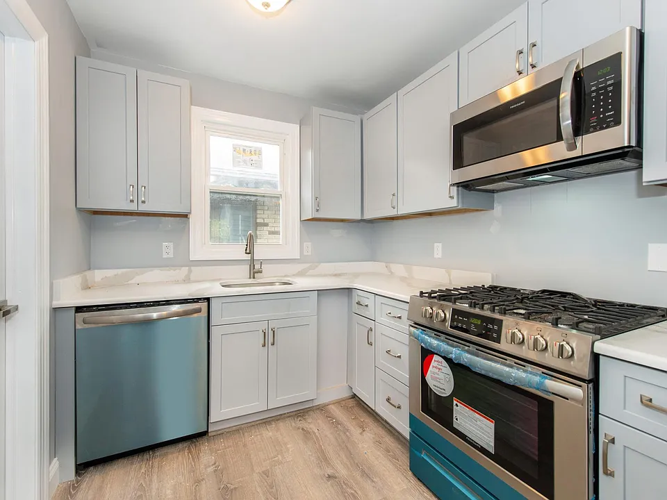 31 Mulberry St #2