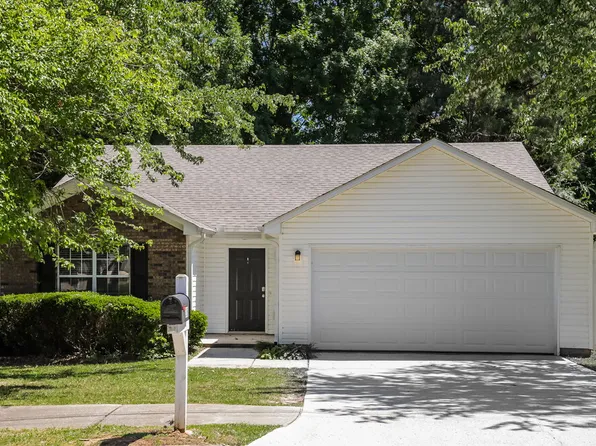 308 Kellys Walk, Locust Grove, GA 30248
