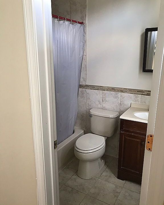 1st image of 8 Scribner Ave