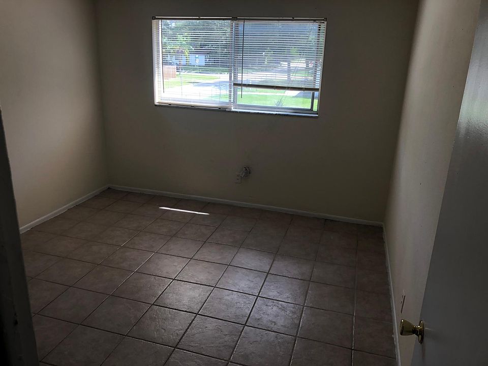 2nd image of 5430 1st Ave S APT 16