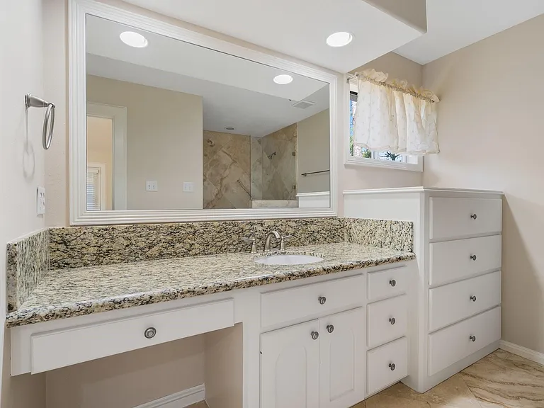 162 N Taylor Point Dr — Photo 26