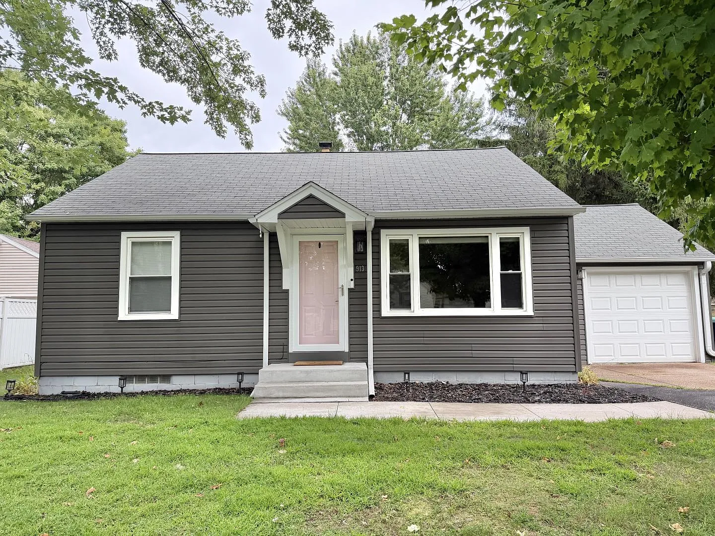 3 bed, 1514 sqft, $2,475 — Photo 1
