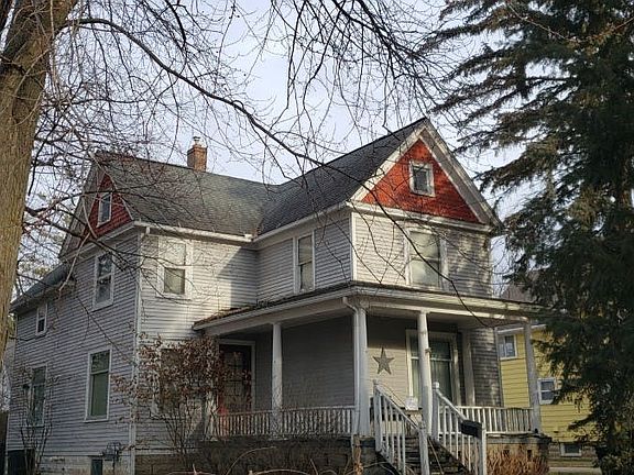 3rd image of 307 E Michigan Ave