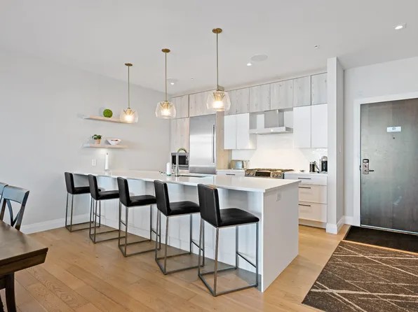 119 Chemin Des Sous Vis #104, Mont Tremblant, QC J8E 3M9