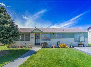 47 J St NE, Ephrata, WA 98823