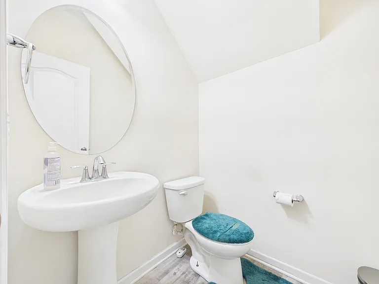 1379 Corey Cabin Ct — Photo 11