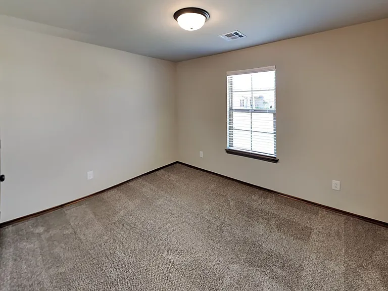 9009 NW 143rd St — Photo 9
