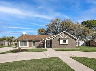 5006 Homewood Ln, Baytown, TX 77521