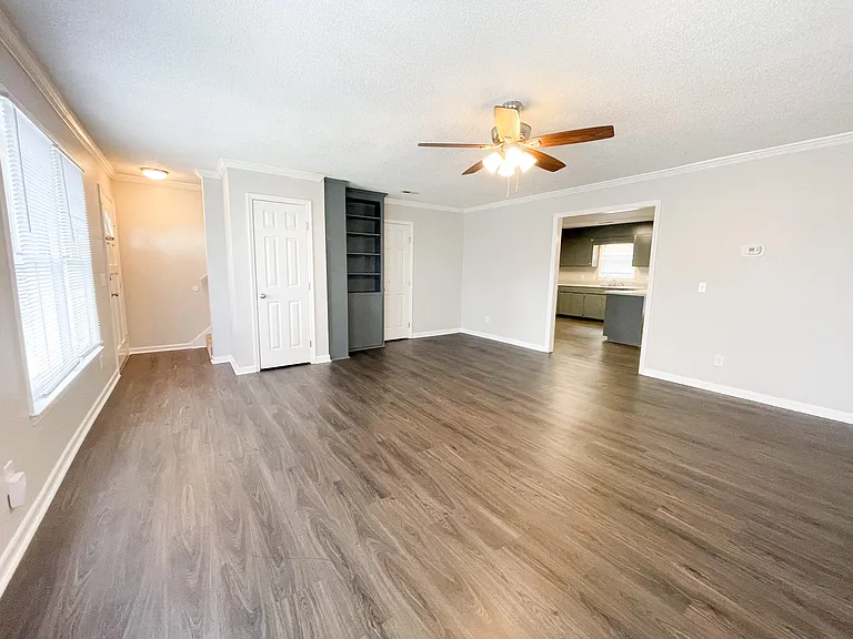 1511 Kathleen Dr — Photo 3