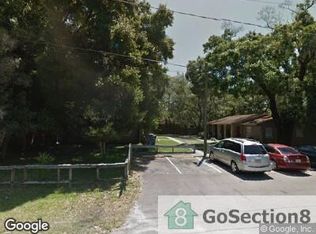 13713 N 20th St APT B, Tampa, FL 33613