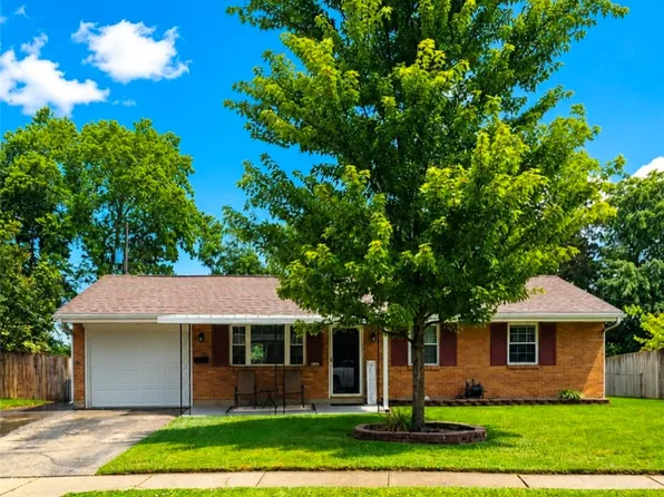379 Ellenwood Dr, Dayton, OH 45449