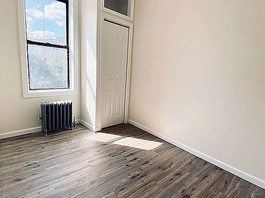 5th image of 737 Flatbush Ave #3