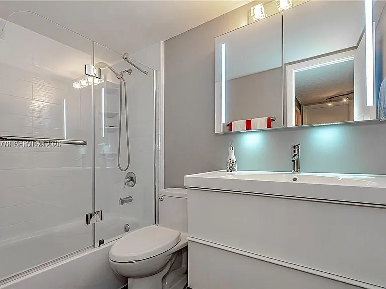 200 Leslie Dr #926 — Photo 10