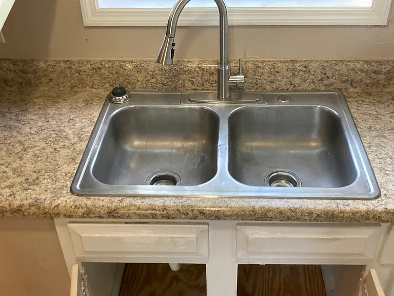 2131 W Gordon Ave #B — Photo 8