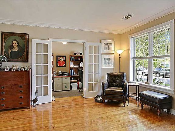 5th image of 3033 Octavia St