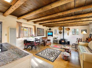 645 Camino De La Luz, Santa Fe, NM 87505