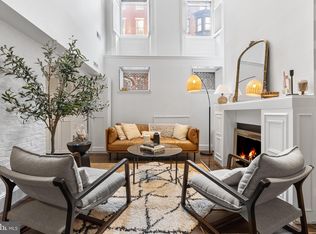 1903 Spruce St APT 1B, Philadelphia, PA 19103