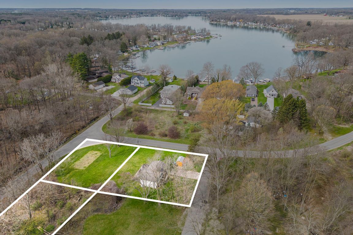 95427 Magician Lake Rd, Dowagiac, MI 49047 Zillow