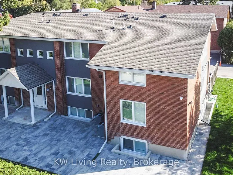 64 Overton Cres #4 — Photo 14