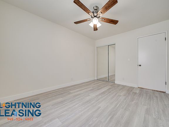 4th image of 6734 Independence Ave #102D